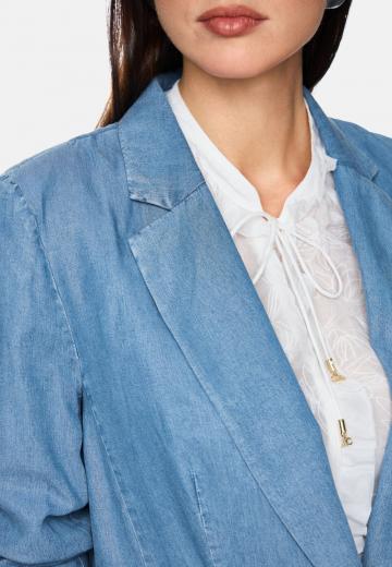 Короткое пальто