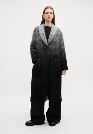 Шерстяное пальто