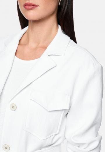 Короткое пальто