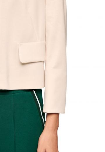 Короткая куртка