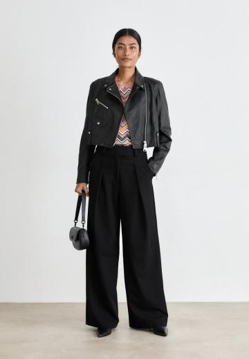 Байкерская куртка