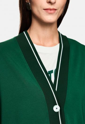 Вязаная кофта