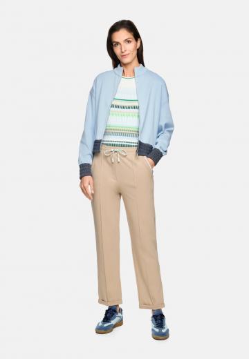 Вязаная кофта