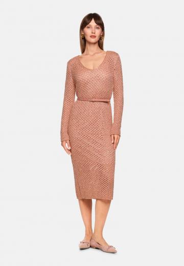 Вязаное платье