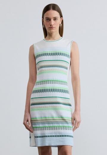 Вязаное платье