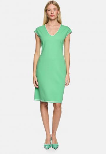 Вязаное платье