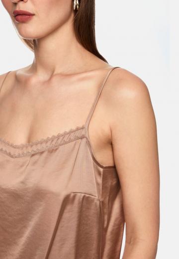 Топ на бретельках