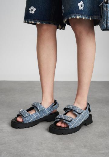 Босоножки на платформе