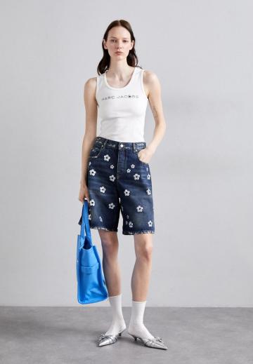 Джинсовые шорты