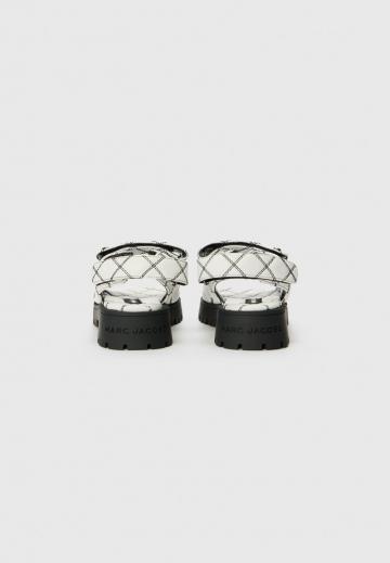 Босоножки на платформе