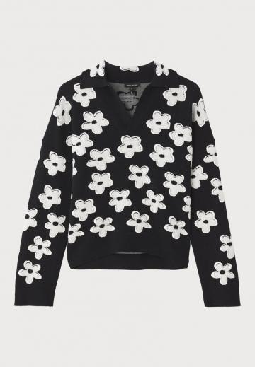 Пуловер с вырезом V