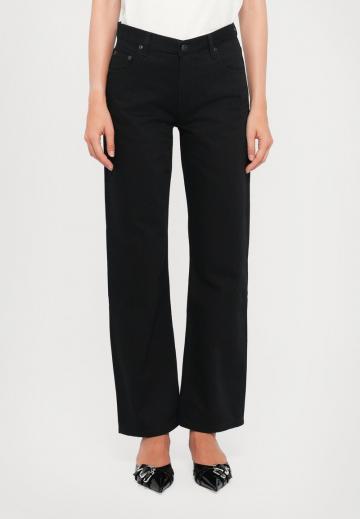 Джинсы бойфренда