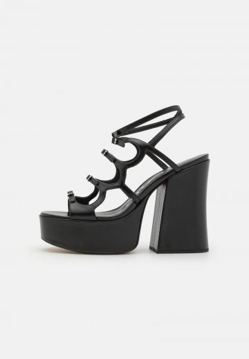 Босоножки на платформе