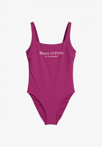 Слитный купальник