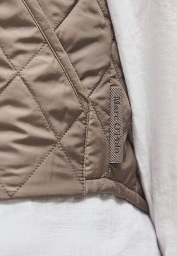 Стеганый жилет