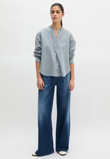 Атласная блузка