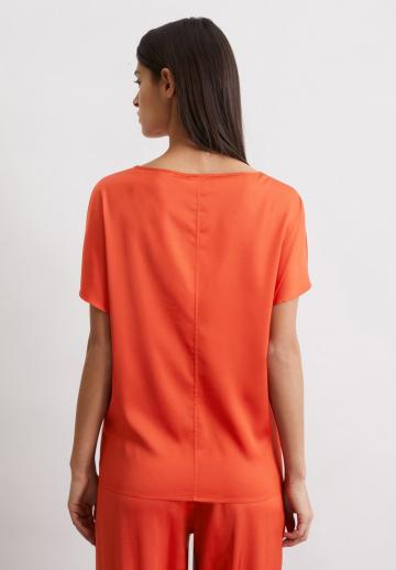 Атласная блузка