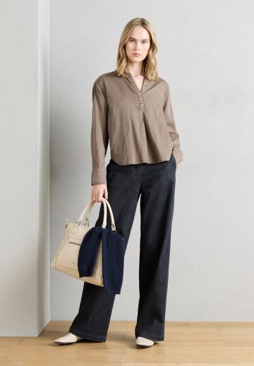 Атласная блузка