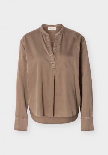 Атласная блузка