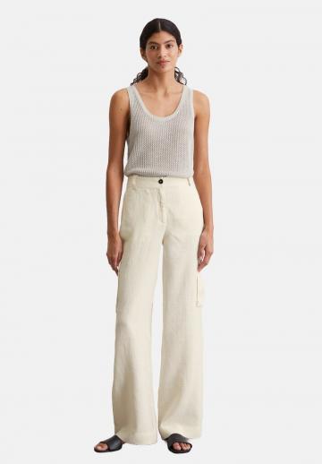 Брюки с накладными карманами