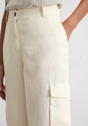 Брюки с накладными карманами