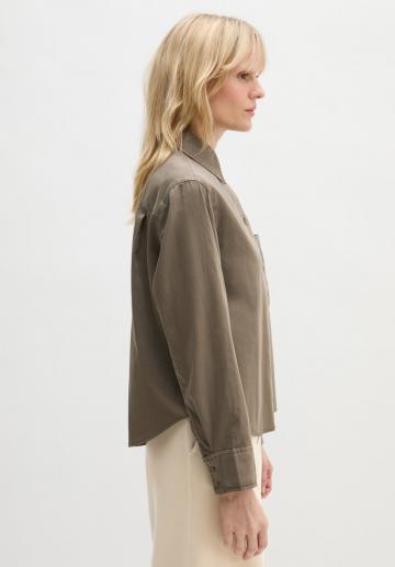 Атласная блузка