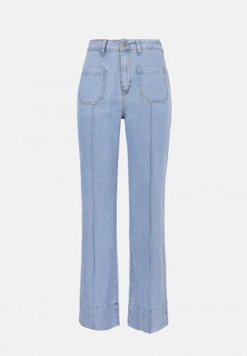 Клешеные джинсы