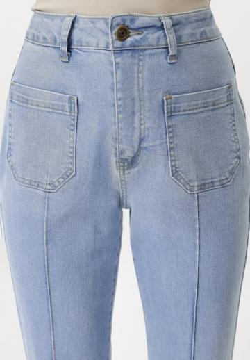 Клешеные джинсы