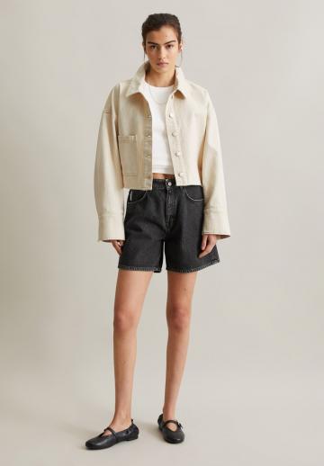 Короткая куртка