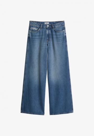 Клешеные джинсы