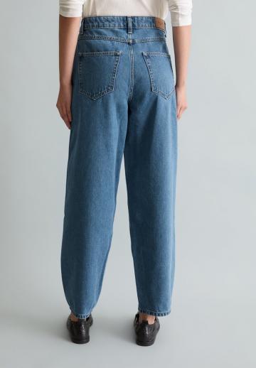 Свободные джинсы