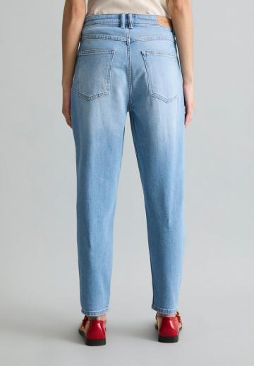 Джинсы
