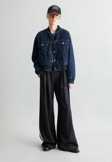 Джинсовая куртка