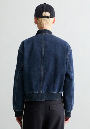 Джинсовая куртка