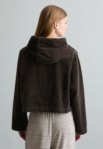 Пуловер с капюшоном