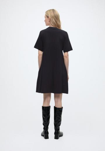 Короткое платье