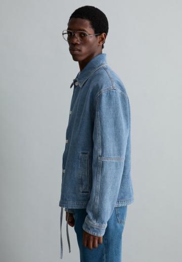 Джинсовая куртка