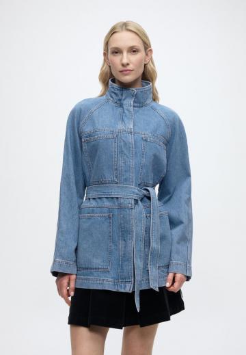 Джинсовая куртка