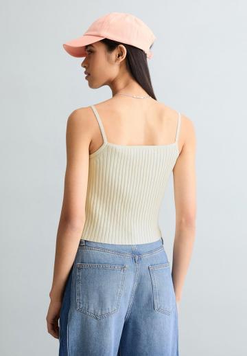 Топ на бретельках