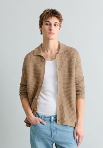 Вязаная кофта