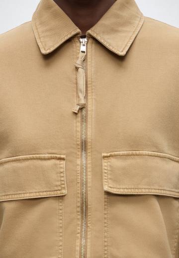 Куртка с накладнымит карманами