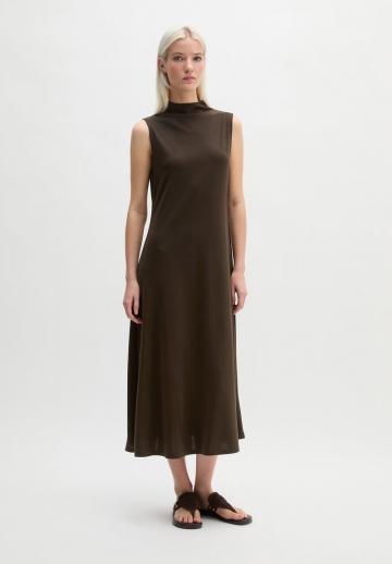 Длинное платье