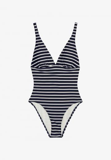 Слитный купальник