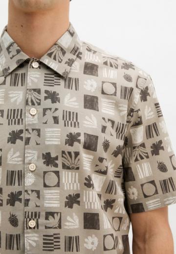 Рубашка с коротким рукавом