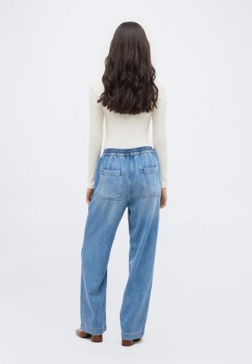 Свободные джинсы