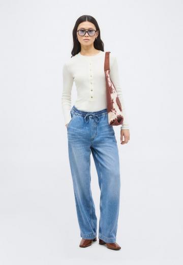 Свободные джинсы