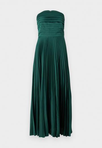 Платье без бретелек