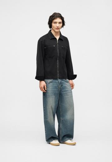 Джинсовая куртка