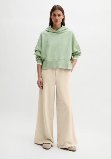 Пуловер с капюшоном