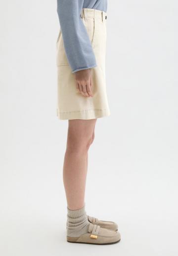 Юбка с накладными карманами